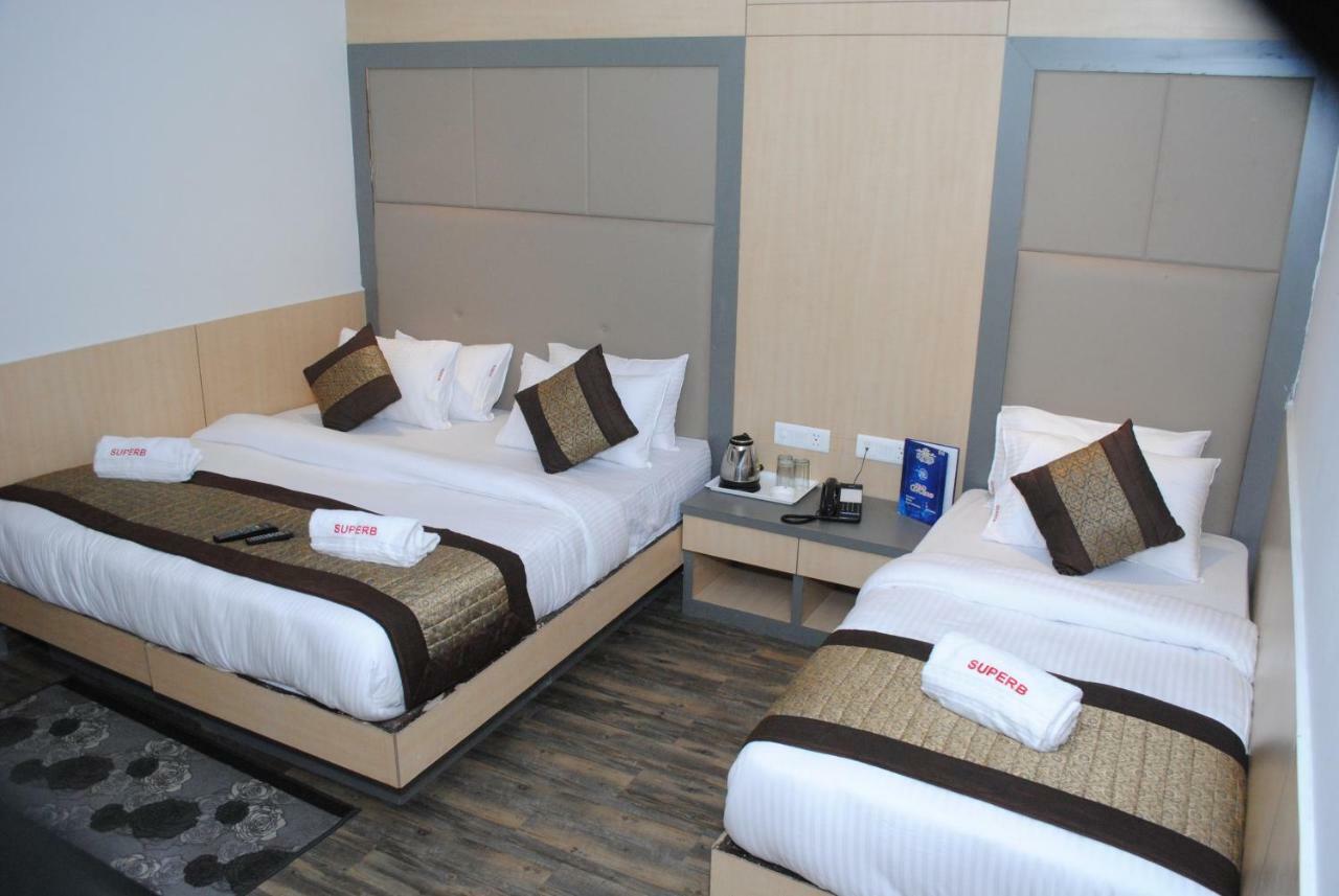 Hotel Superb 5 Mins Walk From New Delhi Station Exterior photo